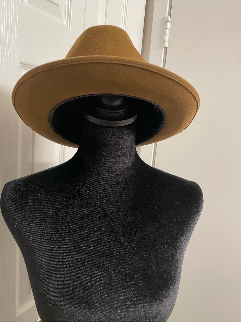 Men's Brown Felt Fedora Hat - Classic Wide Brim